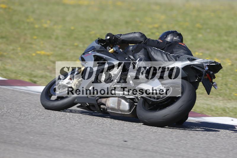 /15 22.05.2026  Plüss Moto Sport  Discover the Bike ADR /Gruppe rot - Race 3/96